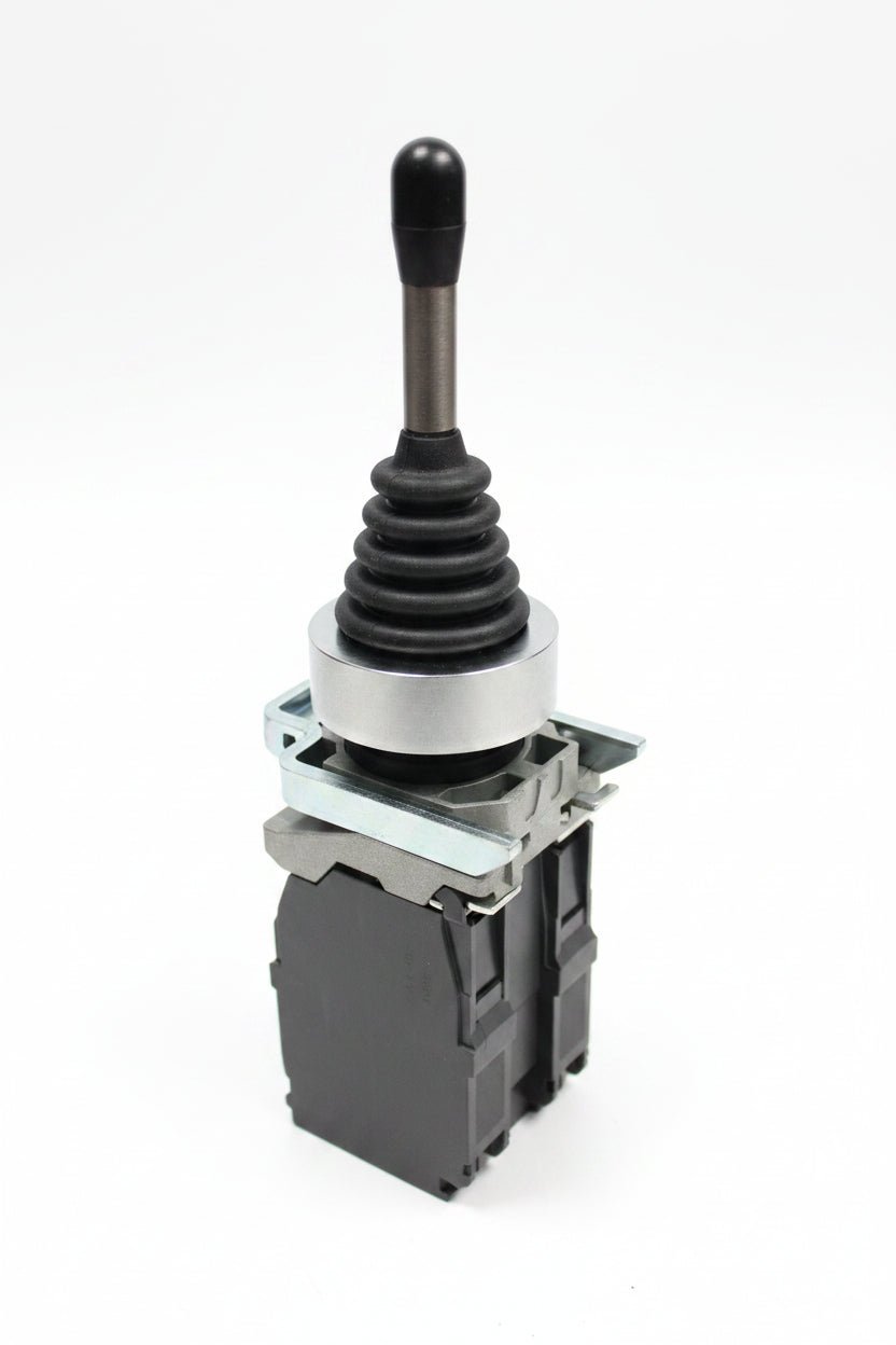 Hammar Joystick 4 position - TL Spares
614-280
operating pendant