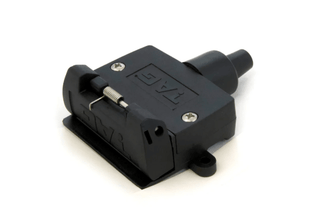 UNT032 TAG 7 Pin Flat Socket (Vehicle Side)