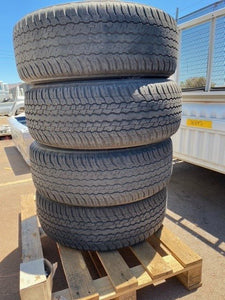Second Hand Toyota Hilux SR5 Wheel and Tyres Set of 4 - Dunlop Grandtrek PT 265/60R18 Tyres - TL Spares